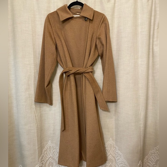 Max Mara icon Manuela camel hair wrap coat - Picture 6 of 8